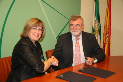 Maria de los Santos Crdoba y Jose Manuel Roldn