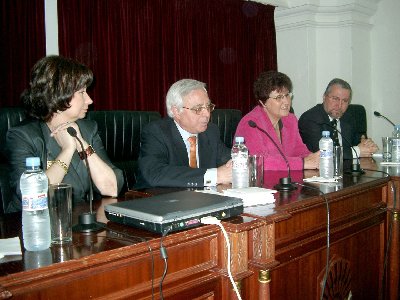 Decanos de Humanidades elaboran en Crdoba el libro blanco para la Aneca