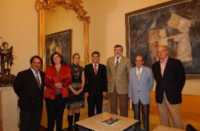 Homenaje al profesor Antonio Rodero por su labor al frente de la Ctedra de Participacin Ciudadana.