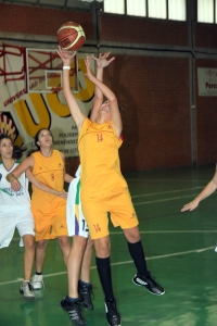 La UCO a la fase final en futbol sala femenino y balonmano masculino