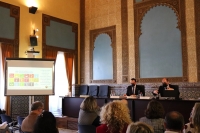 Gómez Villamandos y Enrique Quesada, durante la presentación del primer informe de producción científica de la UCO relacionado con los ODS.